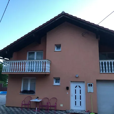 Kula Bihac Villa